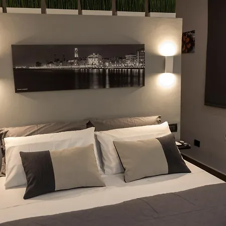 A Glamour Apartament Bari