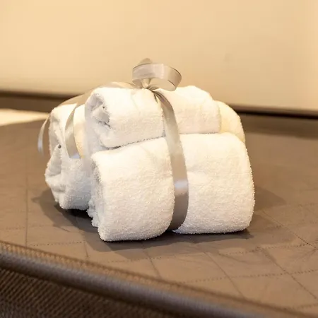 شقة A Glamour باري